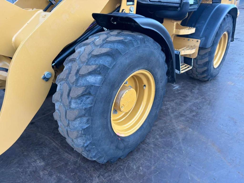Caterpillar 908 Foto 12