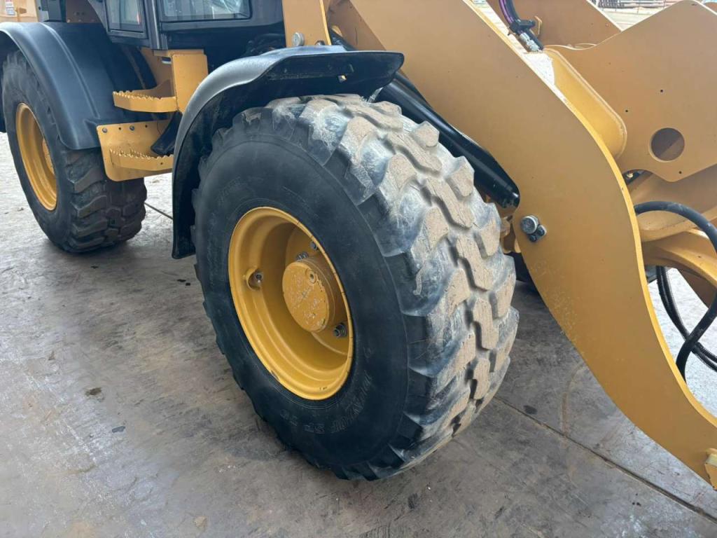 Caterpillar 908 Foto 14