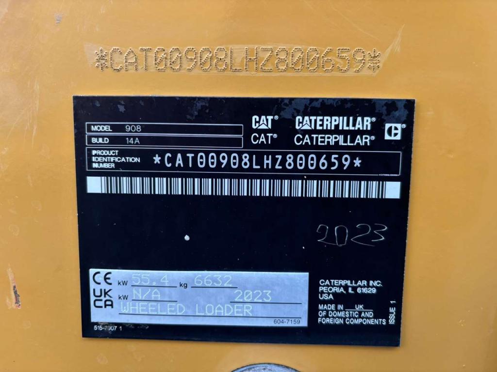 Caterpillar 908 Foto 25