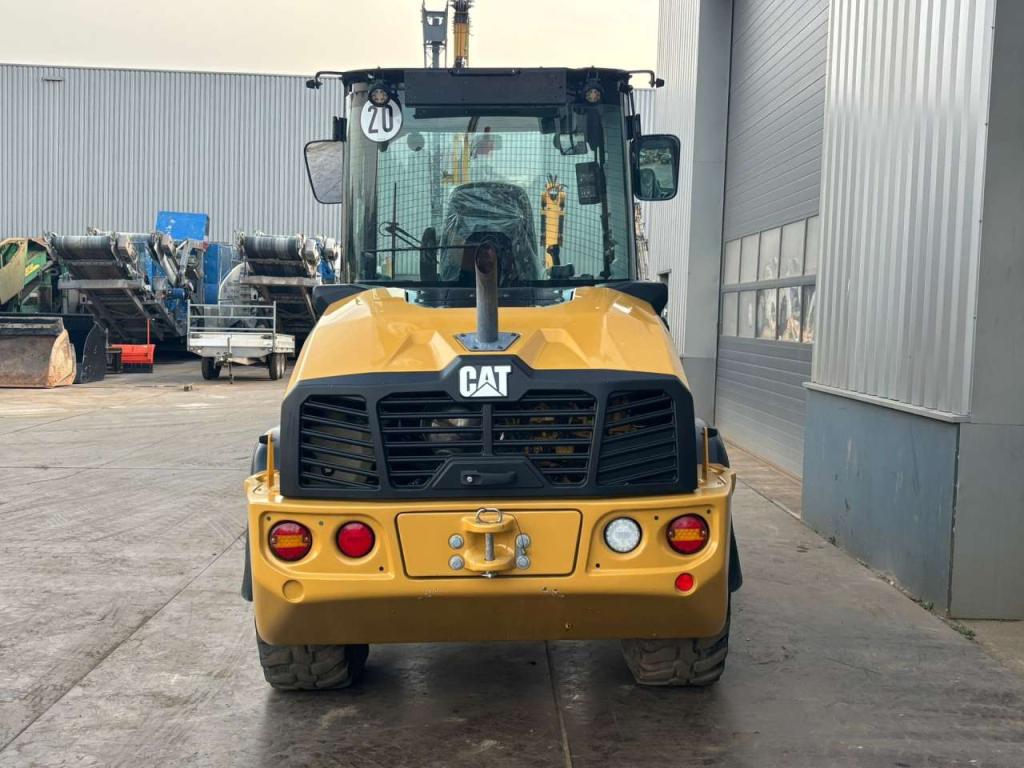 Caterpillar 908 Foto 4