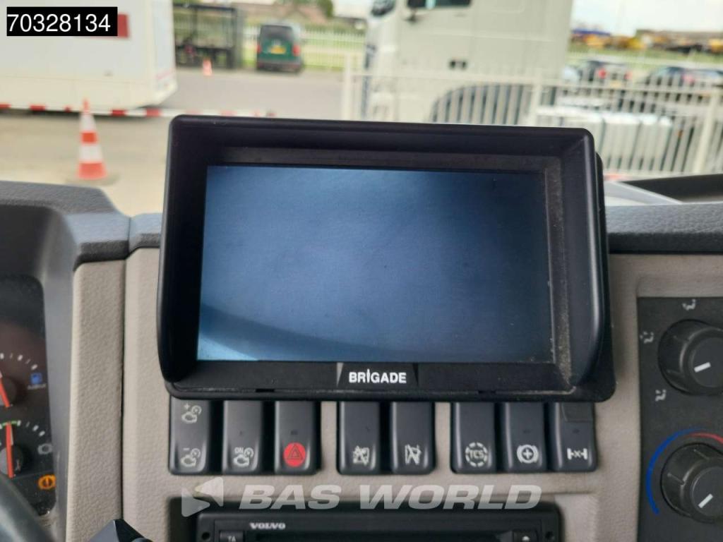 Volvo FL 210 FL 4X2 12t Automatic Tailgate Euro 6 Foto 25