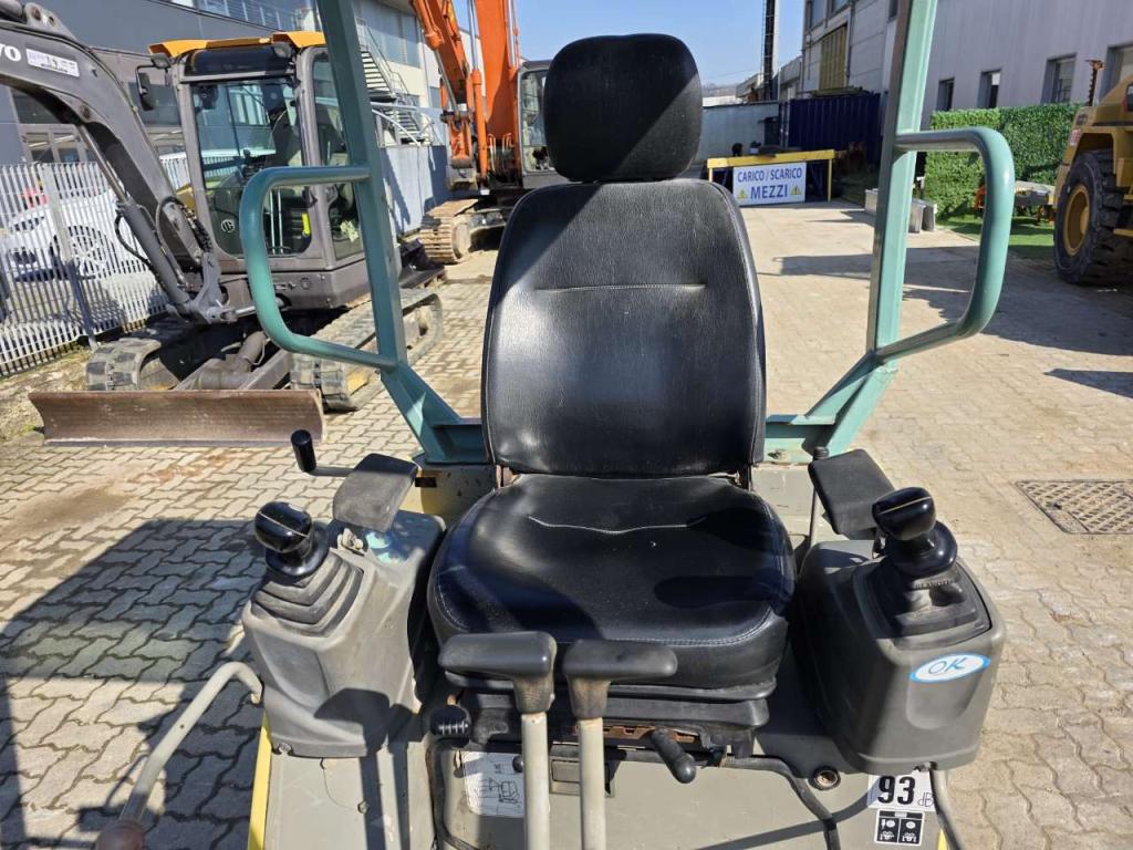 Yanmar SV 17 Foto 18