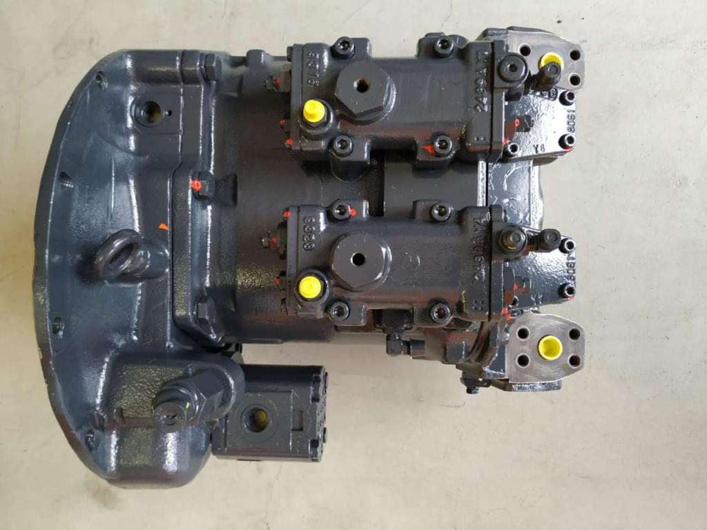 Hitachi HPV102 EX215 Foto 2