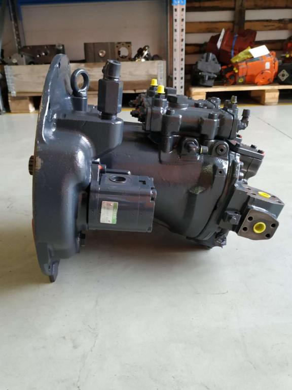 Hitachi HPV102 EX215 Foto 4