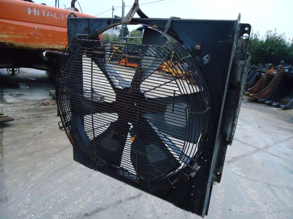 Ventilador de enfriamiento para New Holland W270B Foto 1