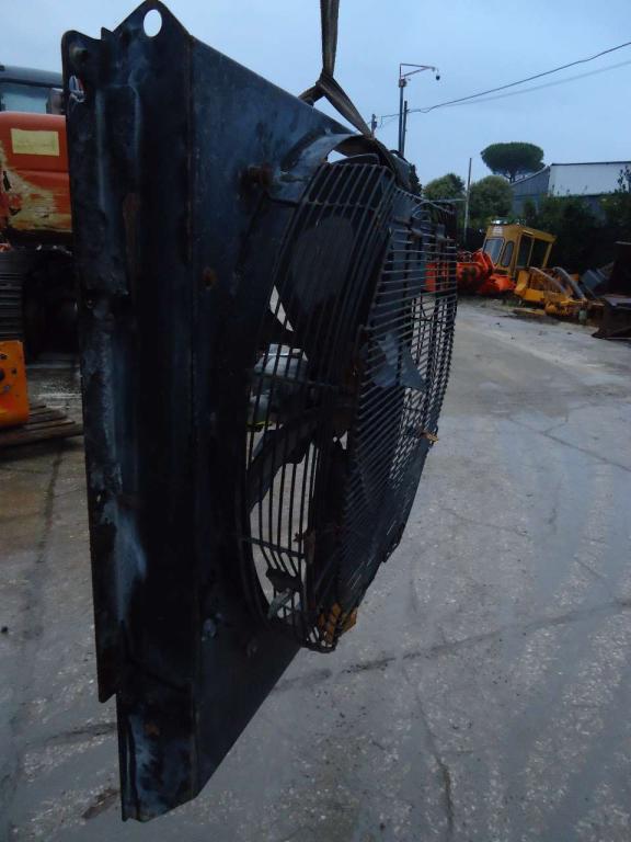 Ventilador de enfriamiento para New Holland W270B Foto 3