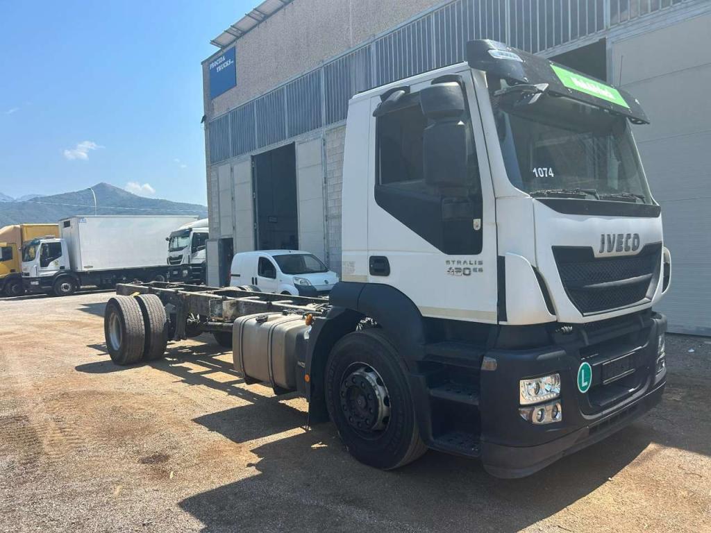Iveco STRALIS AD190S42 Foto 15