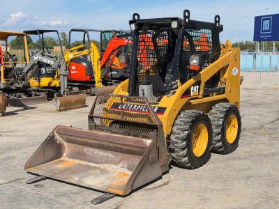 Caterpillar 226 vendida por Gruppo Movimento Terra Srl
