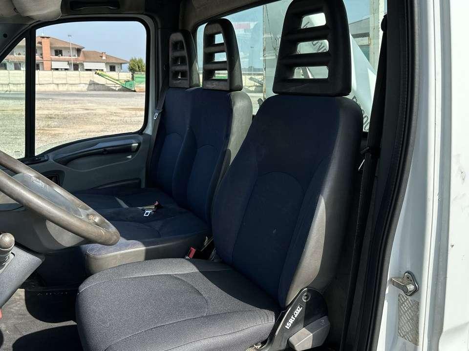 Iveco Daily - 29L 12 Foto 11