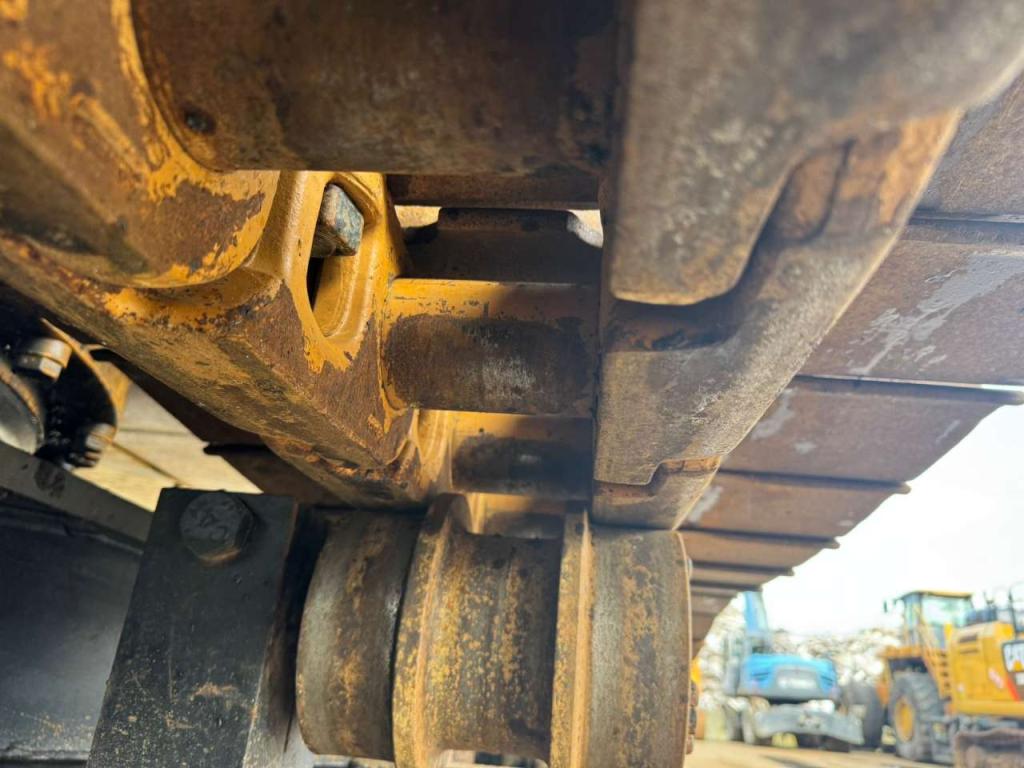 Caterpillar 374FL Foto 12