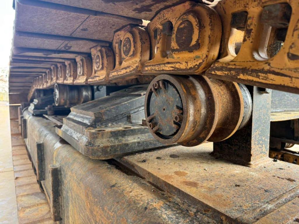 Caterpillar 374FL Foto 15