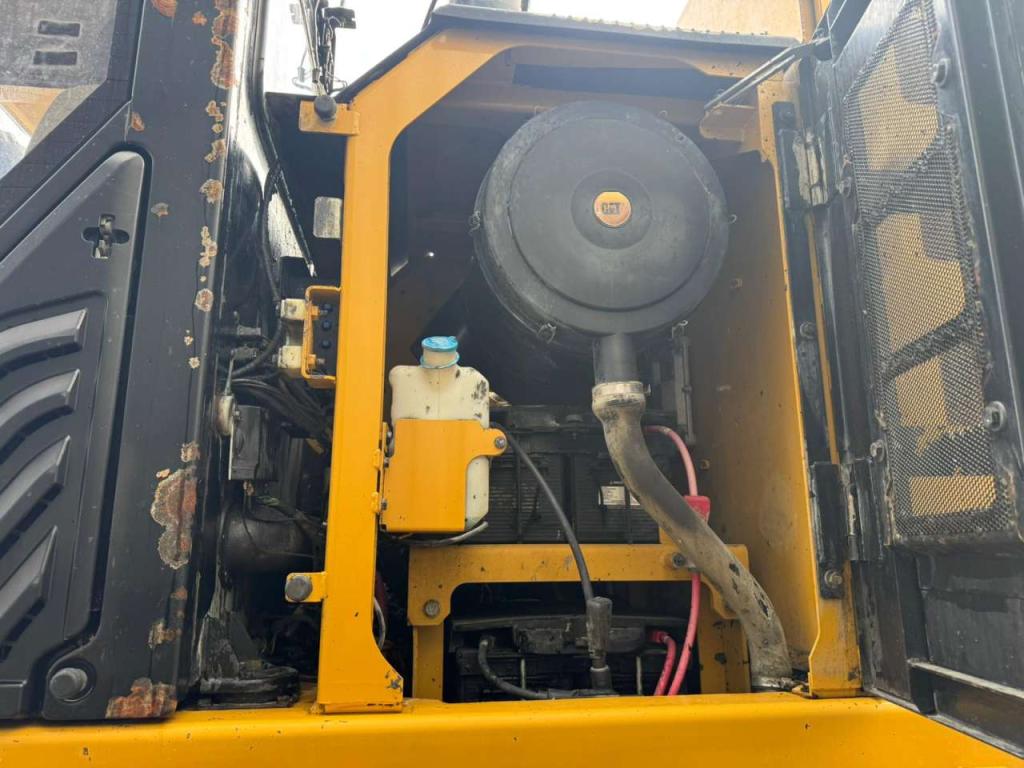 Caterpillar 374FL Foto 26