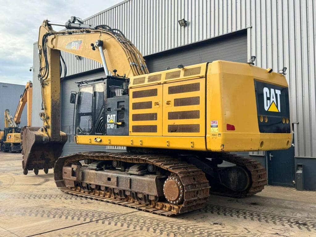 Caterpillar 374FL Foto 3