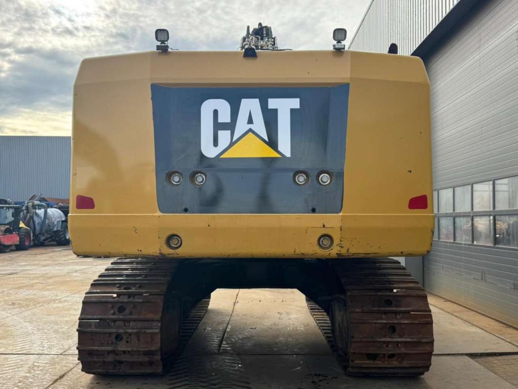 Caterpillar 374FL Foto 4