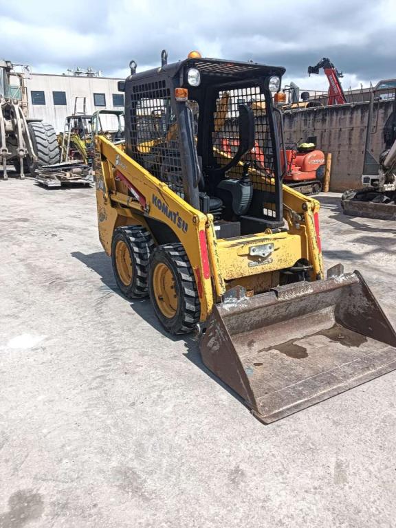 Komatsu SK 510 Foto 3