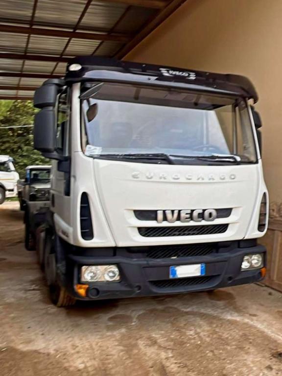 Iveco 120EL22 Foto 1