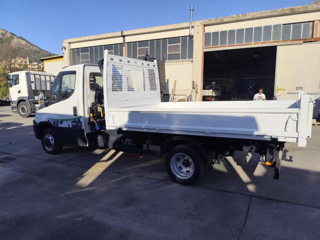Iveco DAILY 35-150 Foto 14