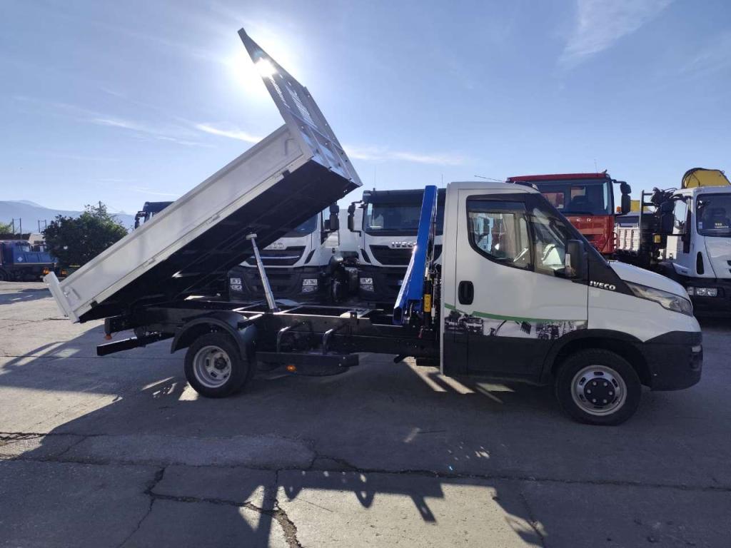 Iveco DAILY 35-150 Foto 29