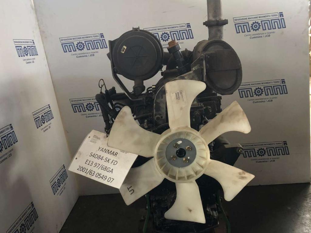 Yanmar 4D84 Foto 1