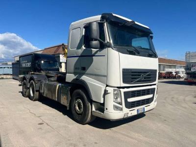 Volvo FH500 SCARRABILE USATO vendida por Aurora Srl