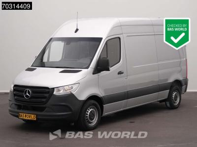 Mercedes-Benz Sprinter 215 CDI Automaat 150pk L2H2 MBUX Camera Airco Parkeersensoren CarPlay Euro6 L2 A/C vendida por BAS World B.V.