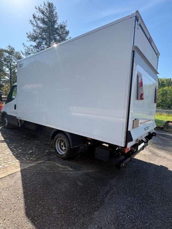 Iveco DAILY 35C156 Foto 12