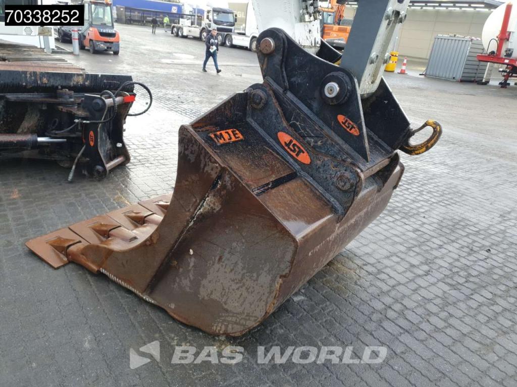 Liebherr R930 LC Foto 14