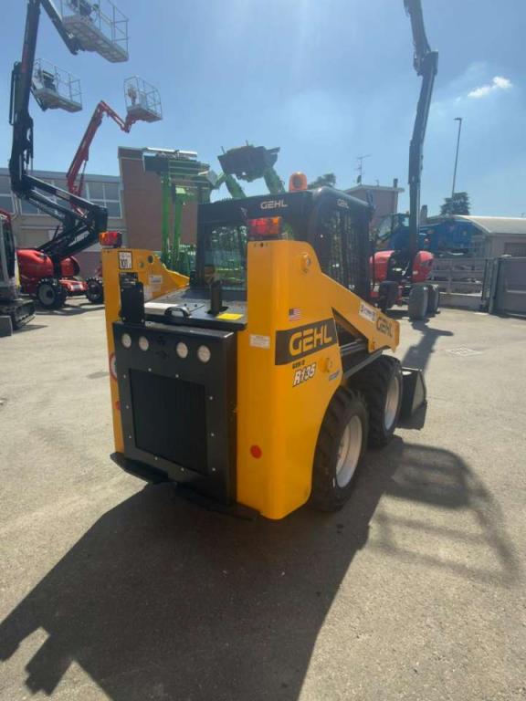 Gehl R135 Foto 11