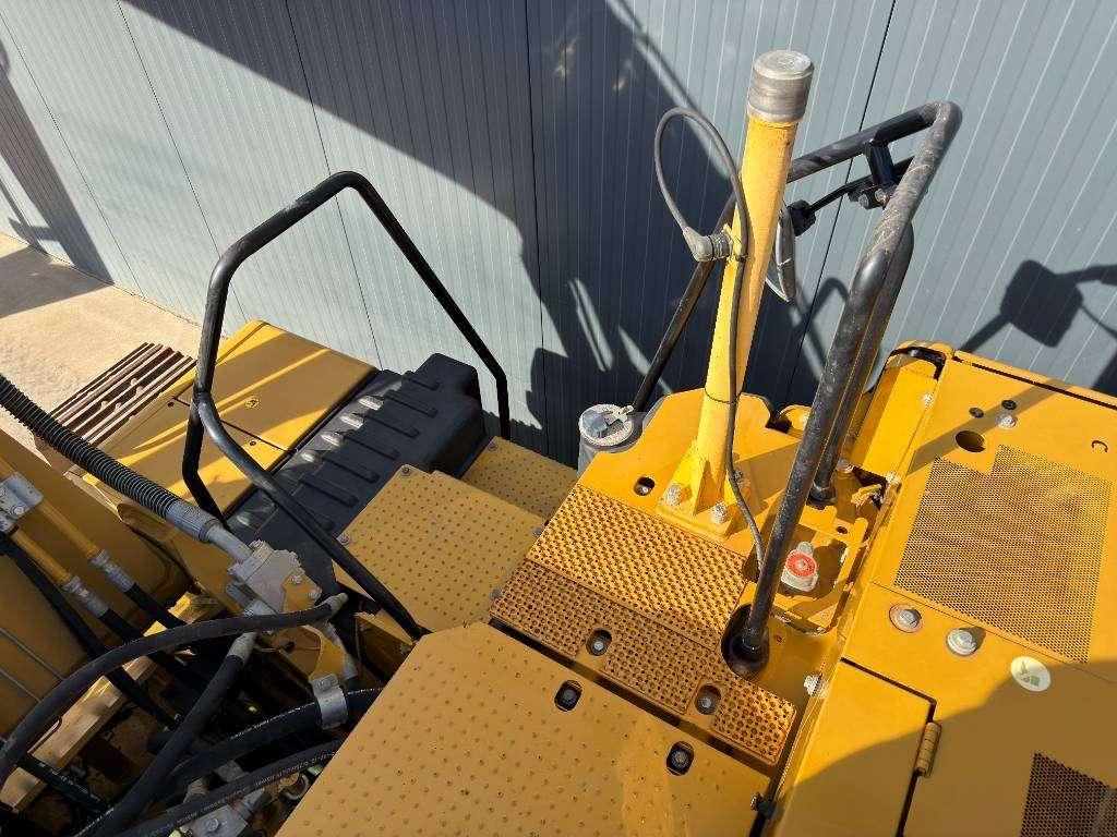 Caterpillar 330 07B Foto 25