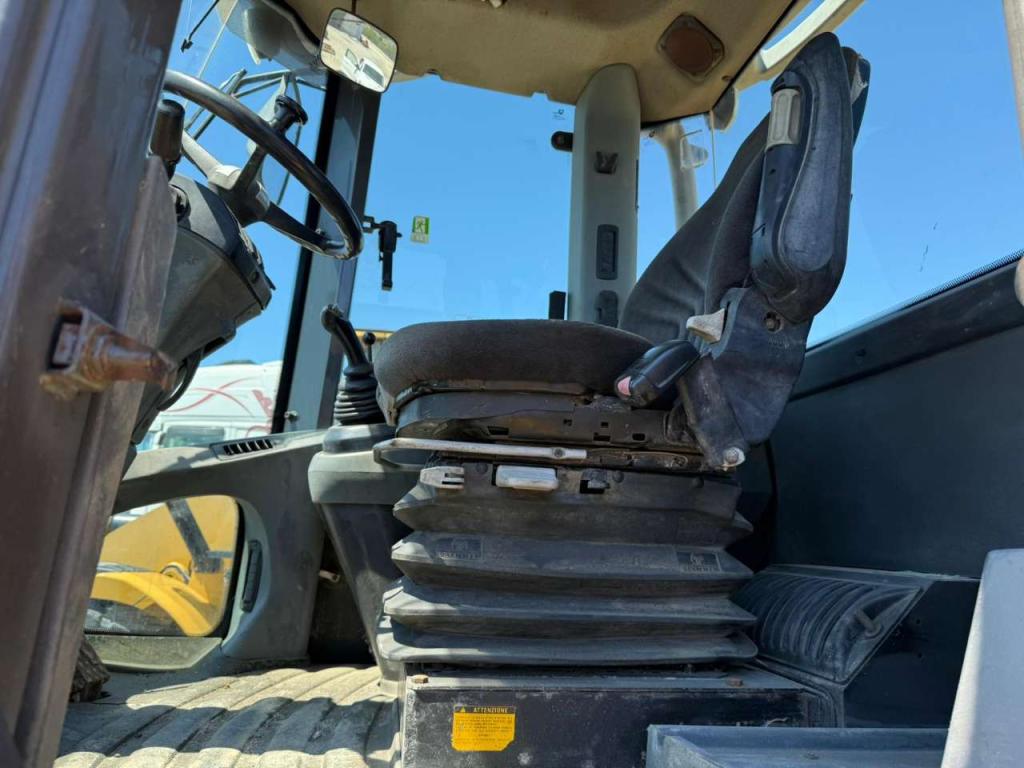 New Holland W130B Foto 3