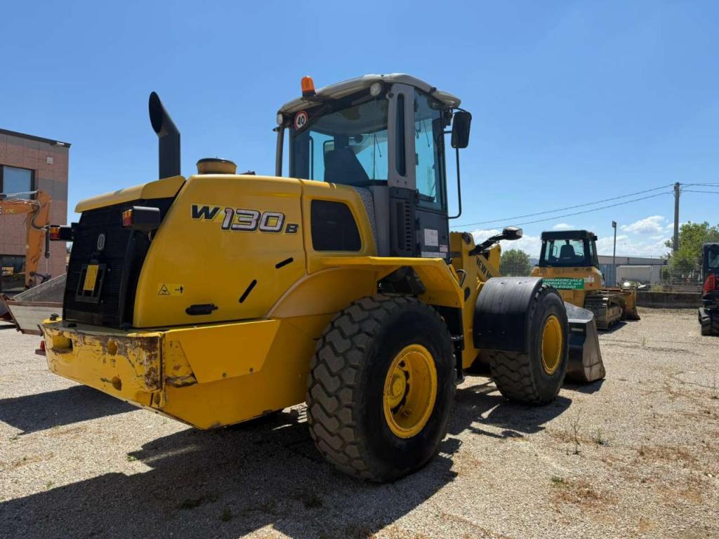 New Holland W130B Foto 7