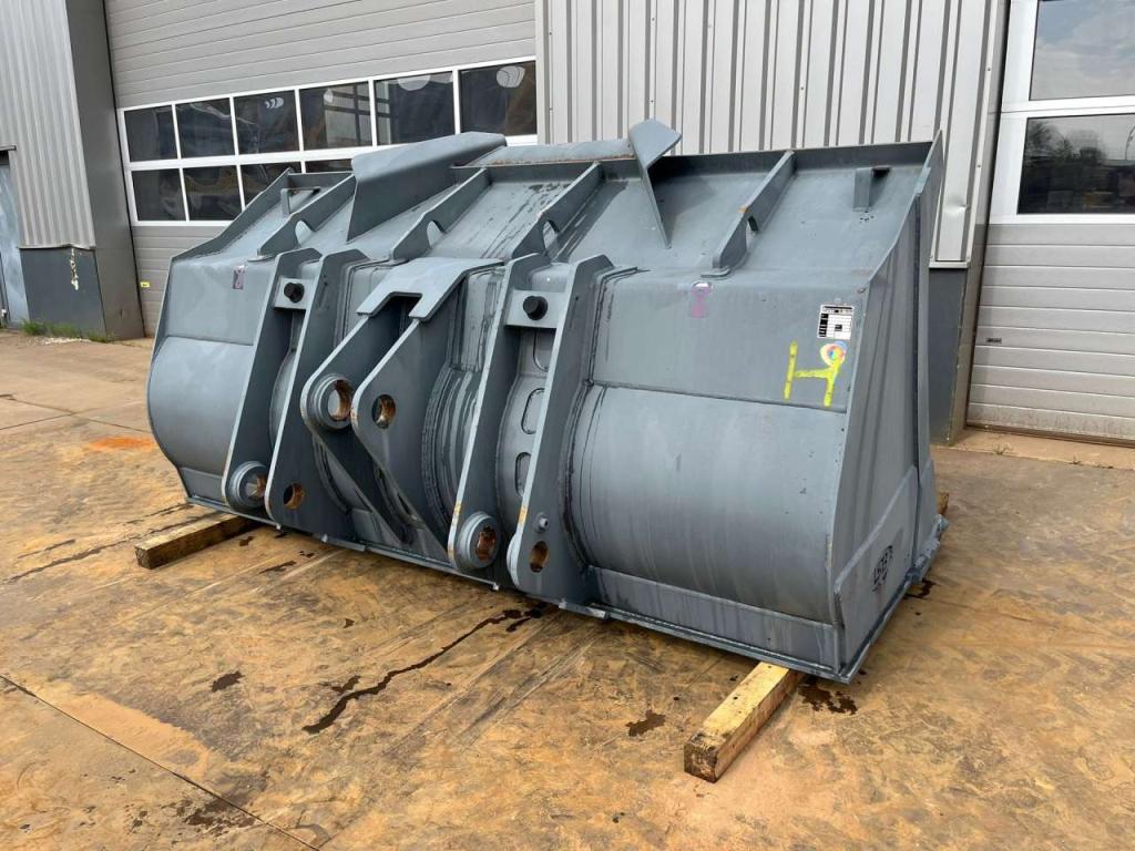 Doosan DL450-3 bucket 4700 l Foto 5