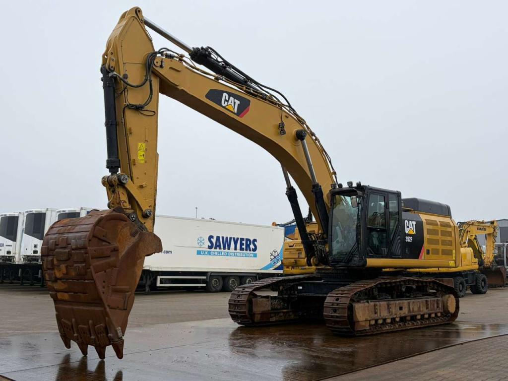 Caterpillar 352F Foto 2