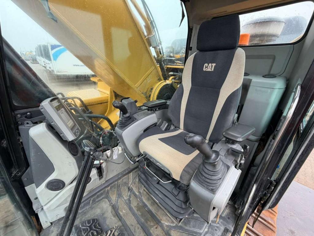 Caterpillar 352F Foto 20
