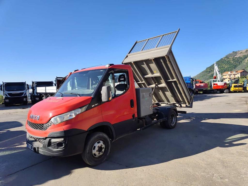 Iveco DAILY 35-130 Foto 4
