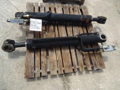 Pistón de rotación de la cuchara para Fiat Hitachi W130-130PL vendida por OLM 90 Srl