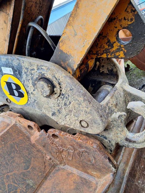 UNI80 for 20-25 ton excavators Acoplamiento rápido hidráulico Foto 2