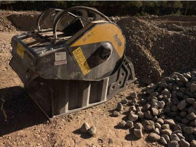 MB CRUSHER BF90.3 S4 vendida por MB Crusher