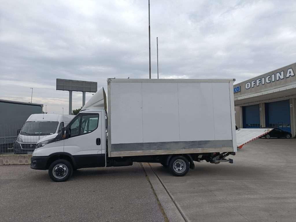 Iveco Daily Foto 3