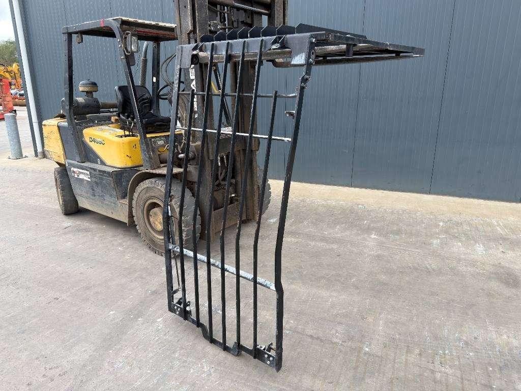Caterpillar 313 / 320GC / 323 / 325 / 330GC / 330 NG / 330 / Foto 1