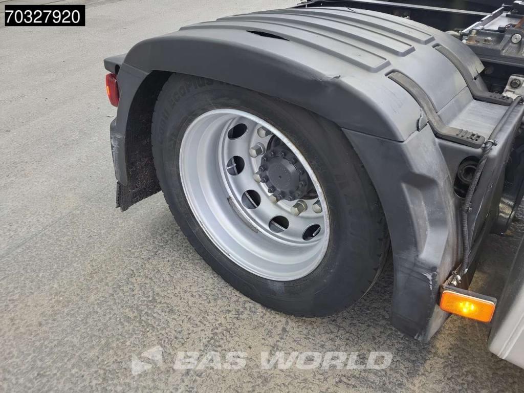 Volvo FH 460 4X2 Mega 2x Tanks Standklima Hebesattel Foto 16