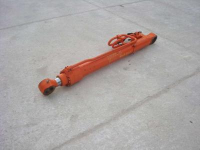 Cilndro de levantamiento para Hitachi ZAXIS 160LC vendida por OLM 90 Srl