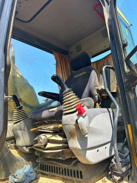Komatsu PC210NLC-7K Foto 2