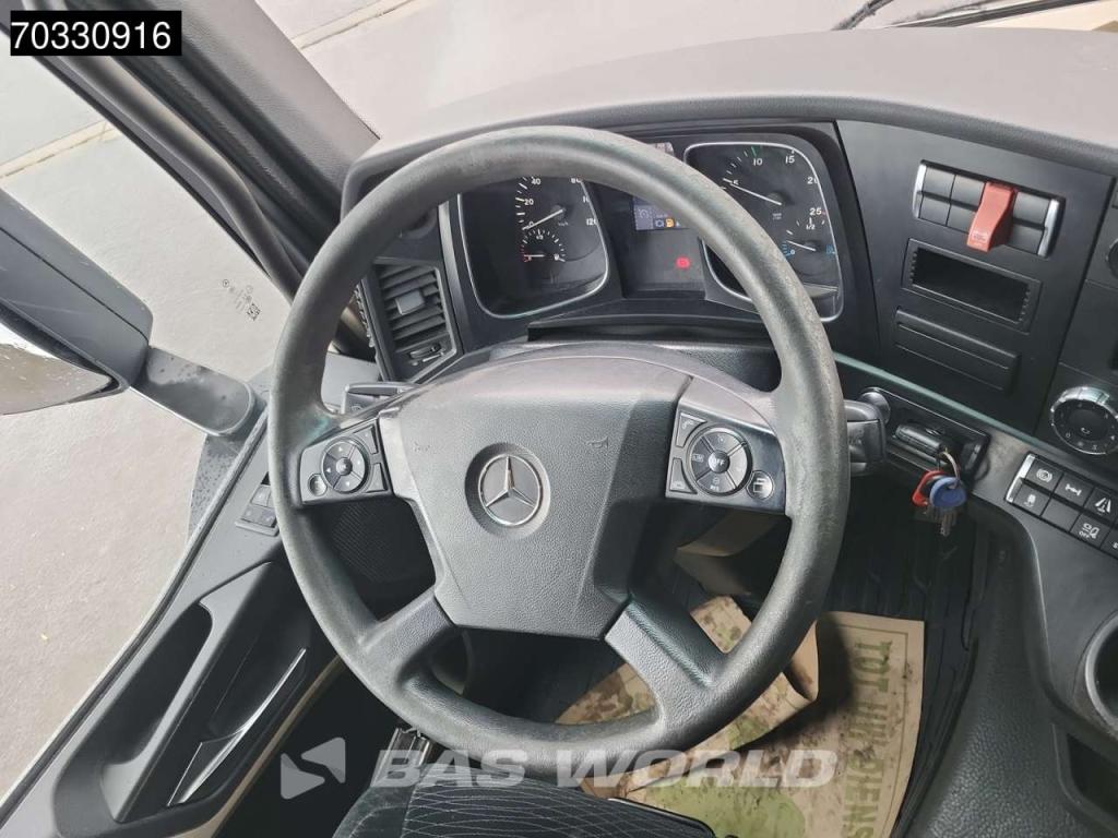 Mercedes-Benz Actros 1843 4X2 ClassicSpace Retarder PTO Foto 18