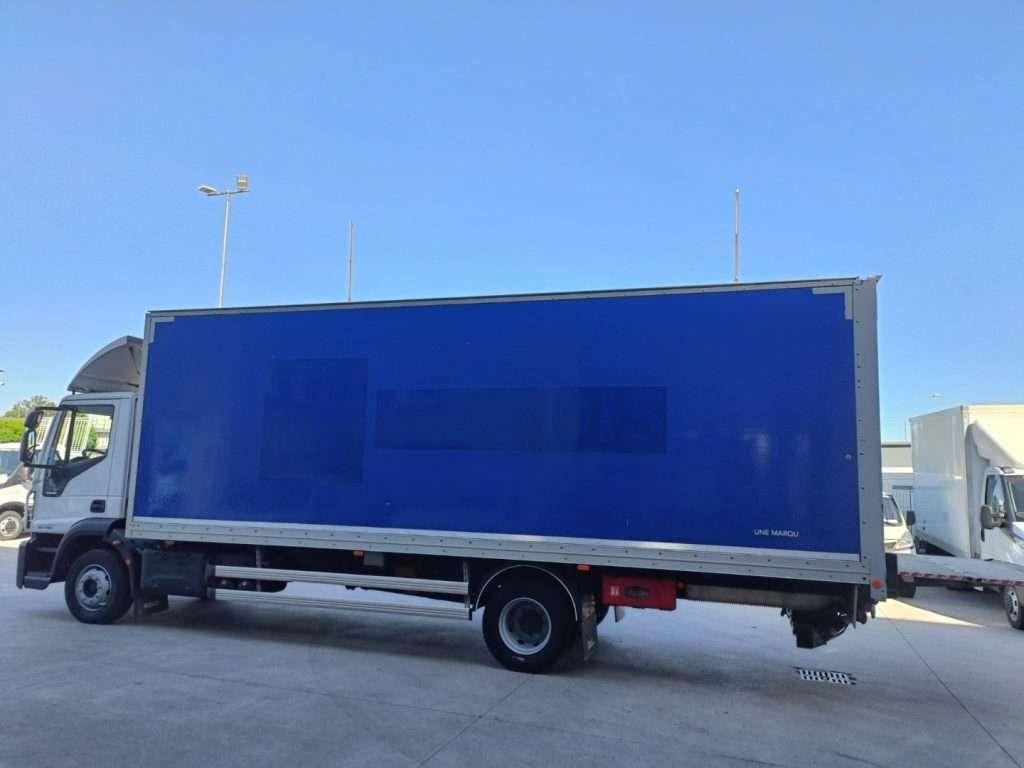 Iveco EUROCARGO 120E19P FURGONATO BOX PORTA LATERALE Foto 5