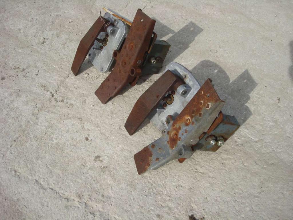 Pedalera para per Muletto Mecalac 8CXI Foto 3