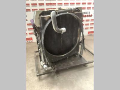 Radiador de agua para New Holland 385 vendida por Massucco T. Srl Area Ricambi