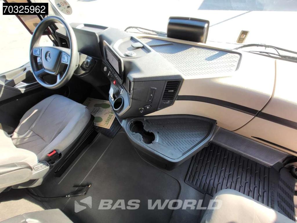 Mercedes-Benz Actros 1845 4X2 BigSpace Retarder 2xTanks Standklima Foto 20