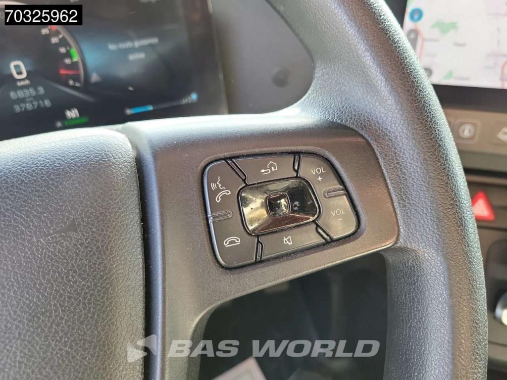 Mercedes-Benz Actros 1845 4X2 BigSpace Retarder 2xTanks Standklima Foto 24