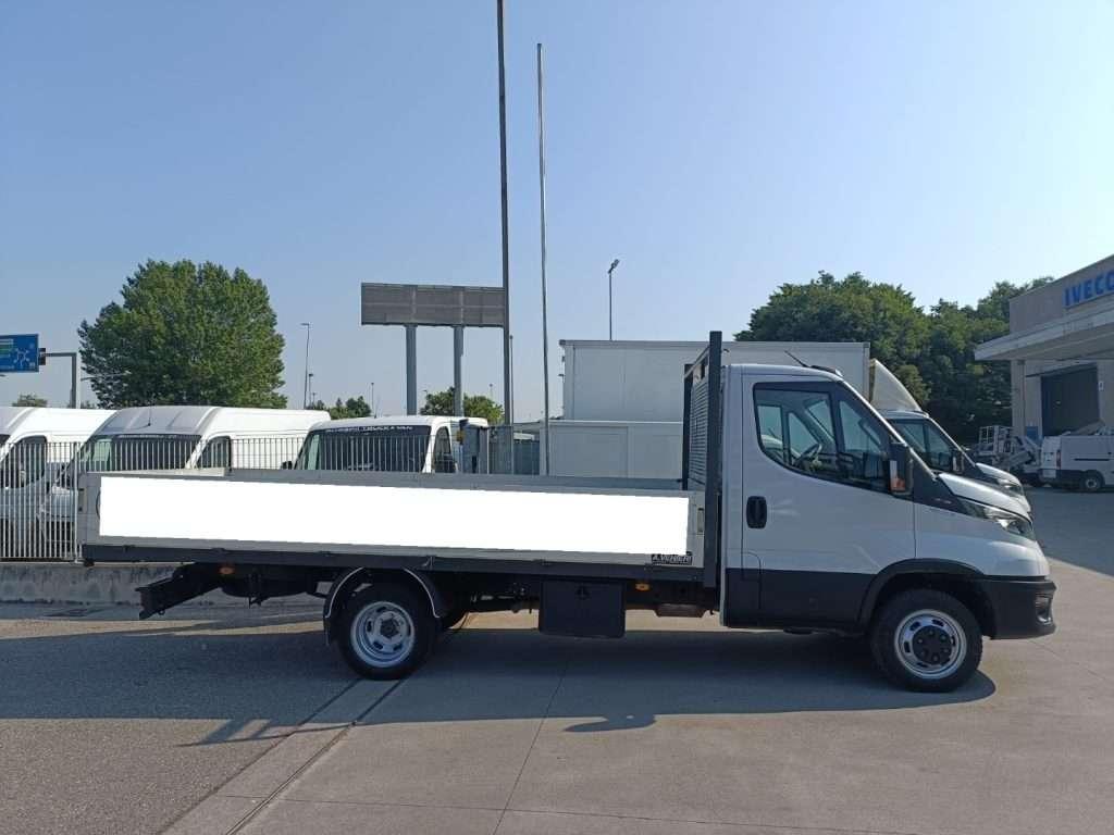Iveco Daily Foto 6